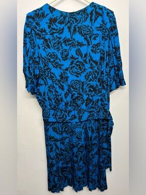 Vintage Cachel Blue&Black Floral Print 2 Piece Dress W/Side Tie Woman Size 18.5